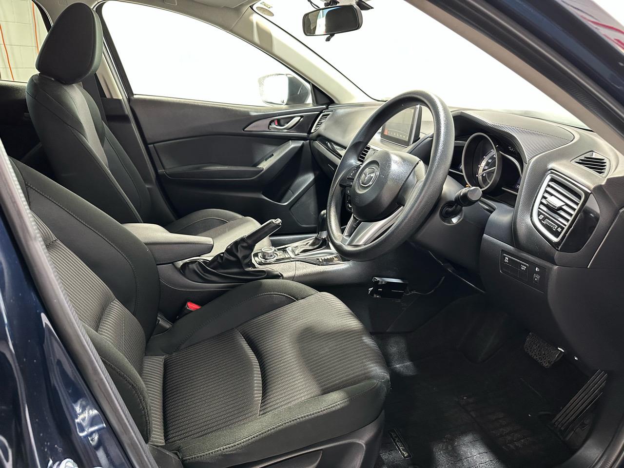 2014 Mazda Axela
