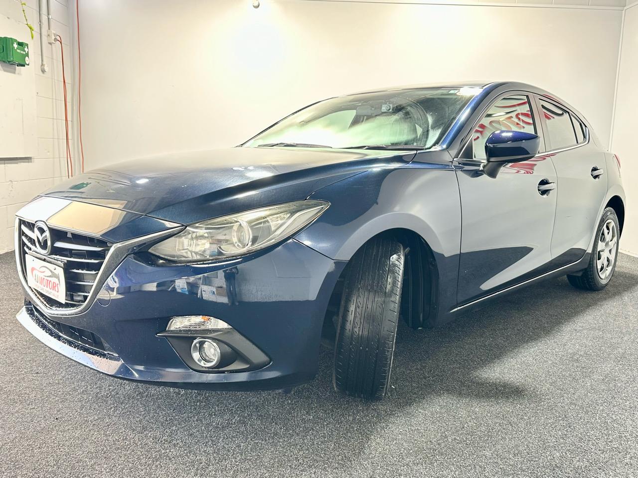 2014 Mazda Axela