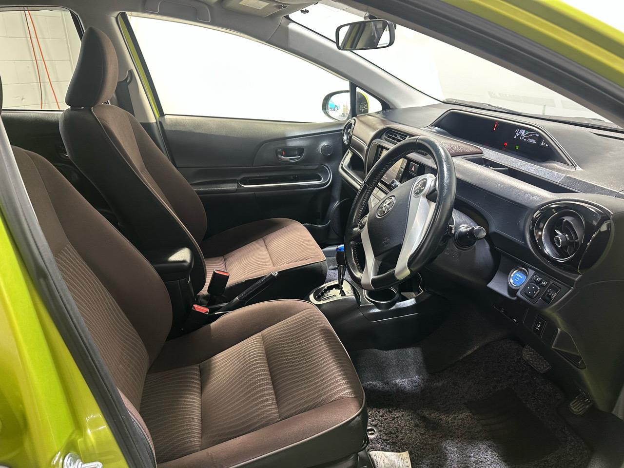 2015 Toyota Aqua