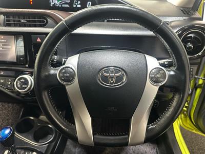 2015 Toyota Aqua - Thumbnail