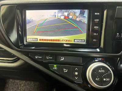 2015 Toyota Aqua - Thumbnail