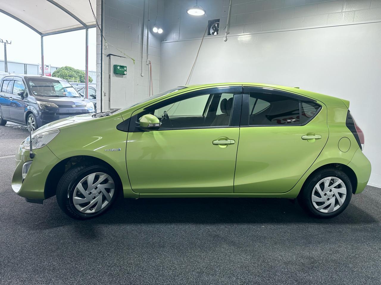 2015 Toyota Aqua