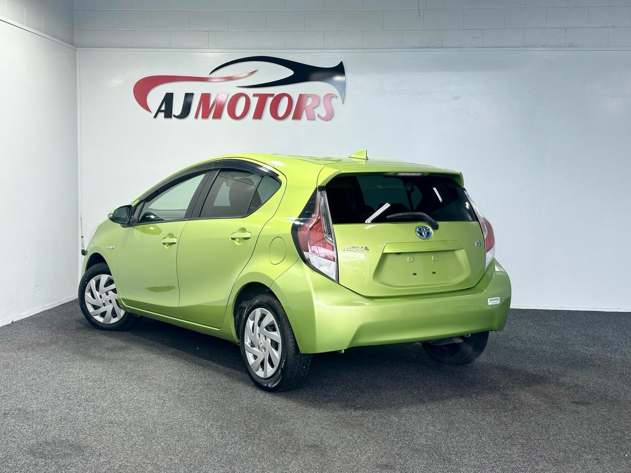 2015 Toyota Aqua