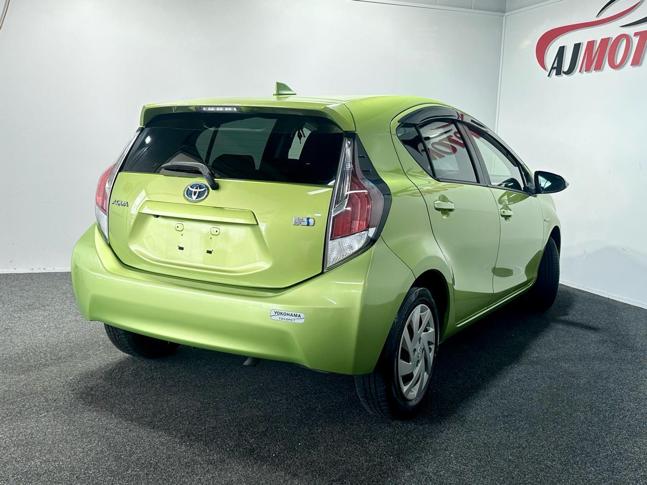 2015 Toyota Aqua