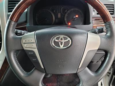 2013 Toyota Vellfire - Thumbnail