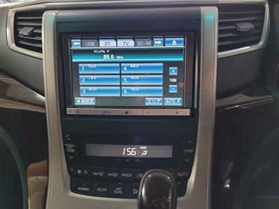 2013 Toyota Vellfire - Thumbnail