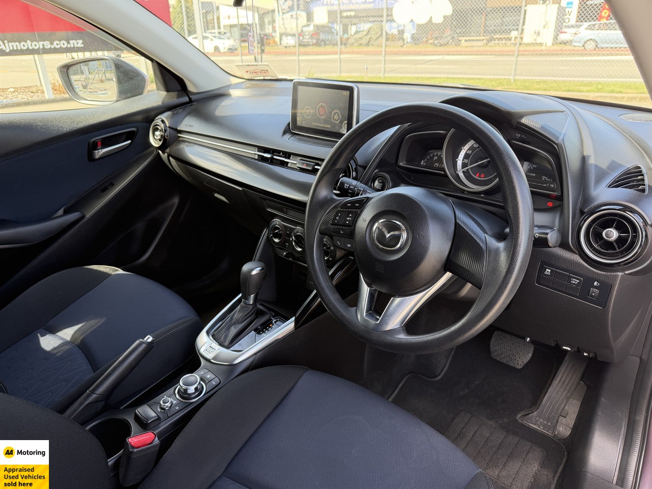 2016 Mazda Demio