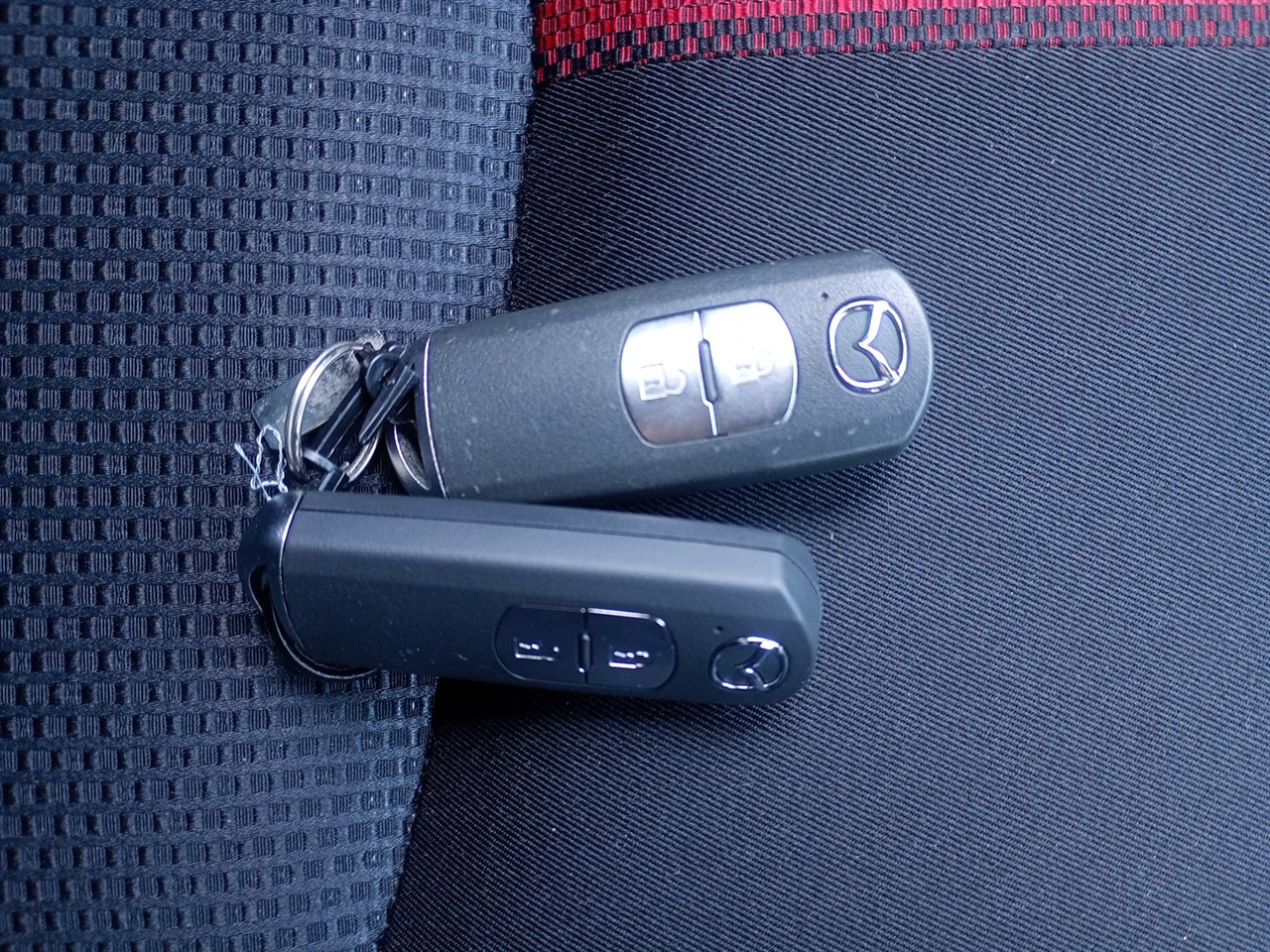 2016 Mazda Demio