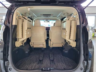 2016 Toyota Vellfire - Thumbnail