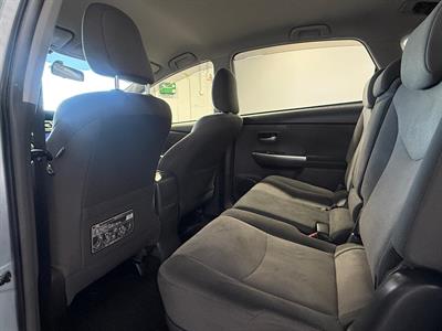 2012 Toyota Prius - Thumbnail