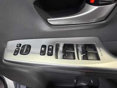 2012 Toyota Prius - Thumbnail