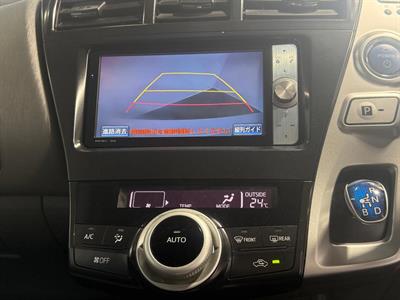 2012 Toyota Prius - Thumbnail