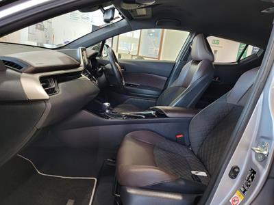 2018 Toyota C-HR - Thumbnail