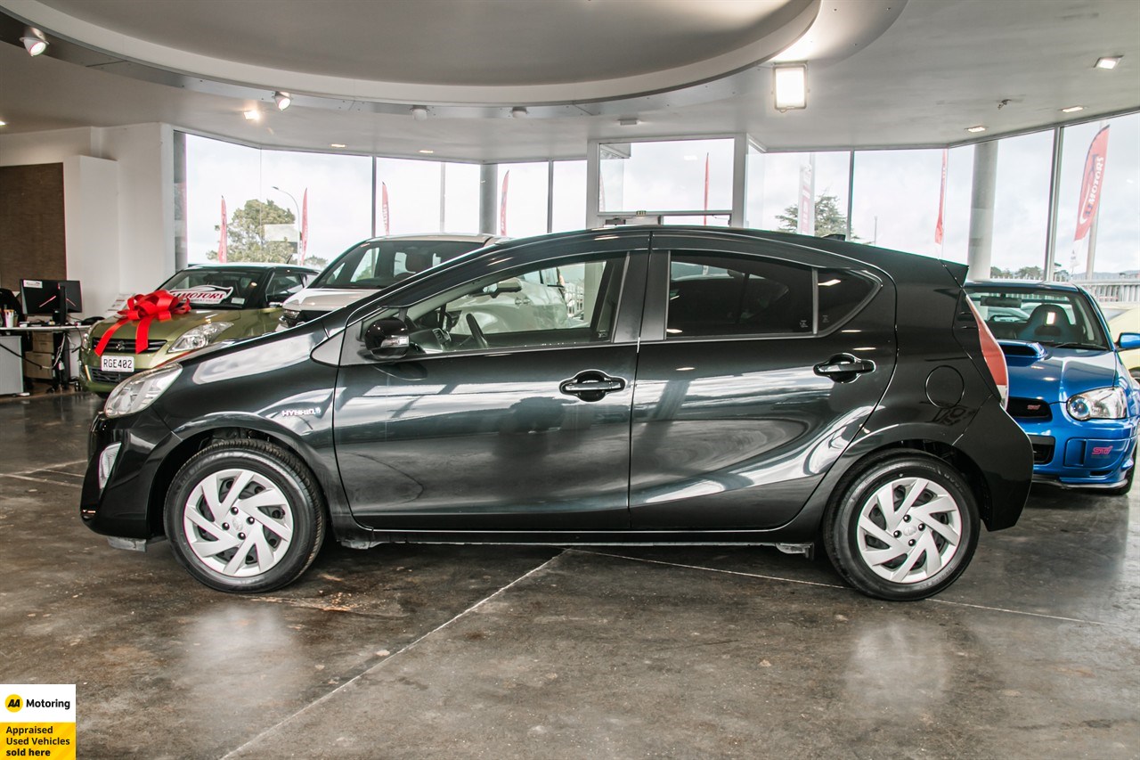 2015 Toyota Aqua