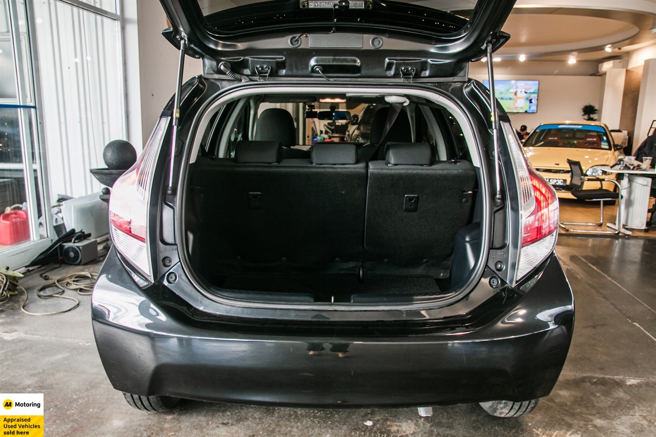 2015 Toyota Aqua