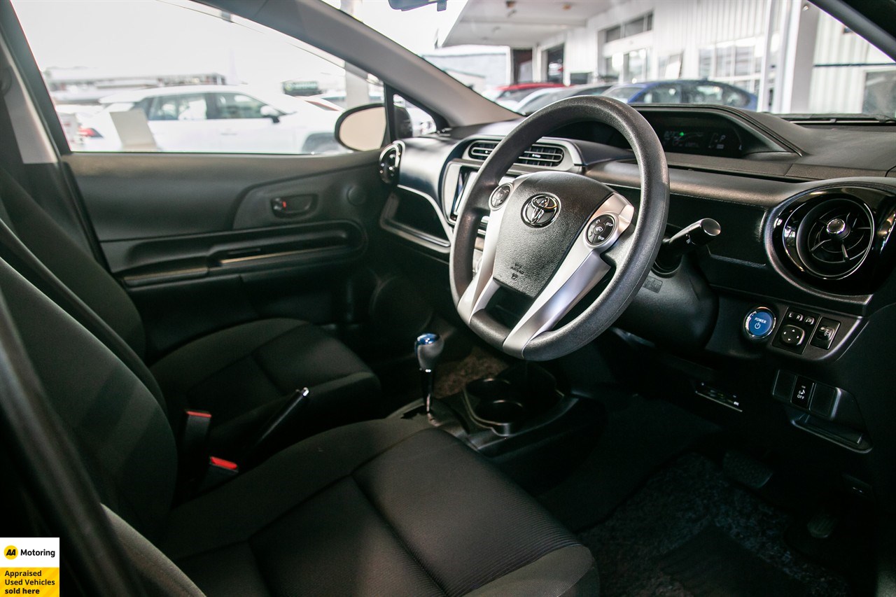 2015 Toyota Aqua