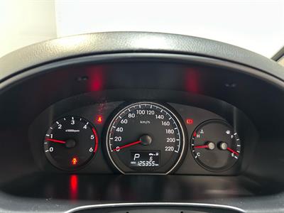 2018 Hyundai iMax - Thumbnail