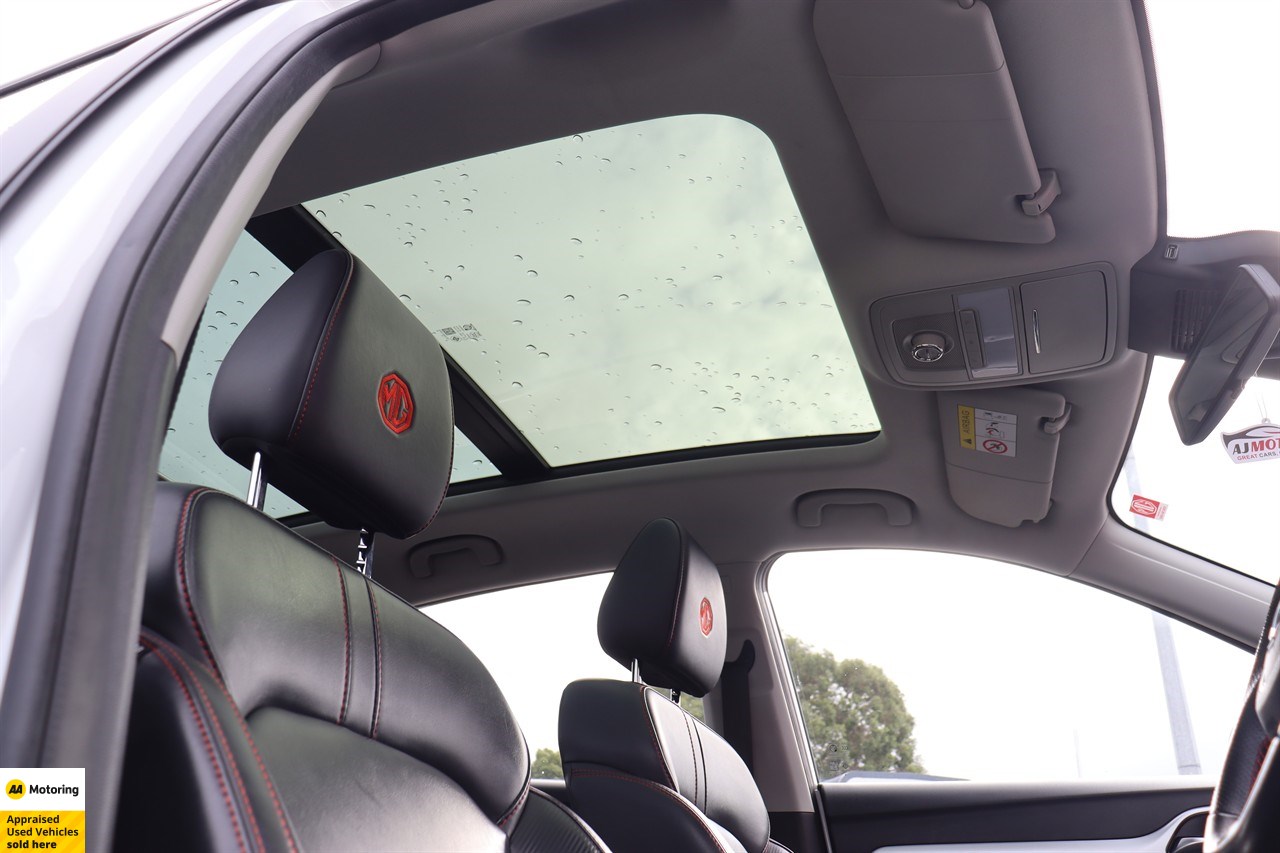 2022 MG ZS
