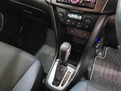 2014 Suzuki Swift - Thumbnail