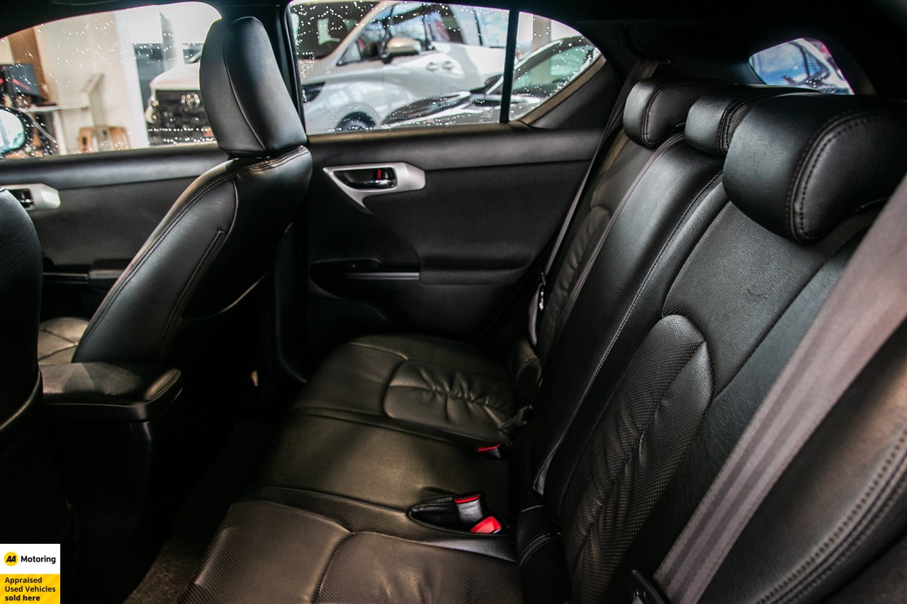 2012 Lexus CT 200h