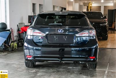 2012 Lexus CT 200h - Thumbnail