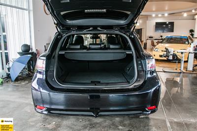 2012 Lexus CT 200h - Thumbnail