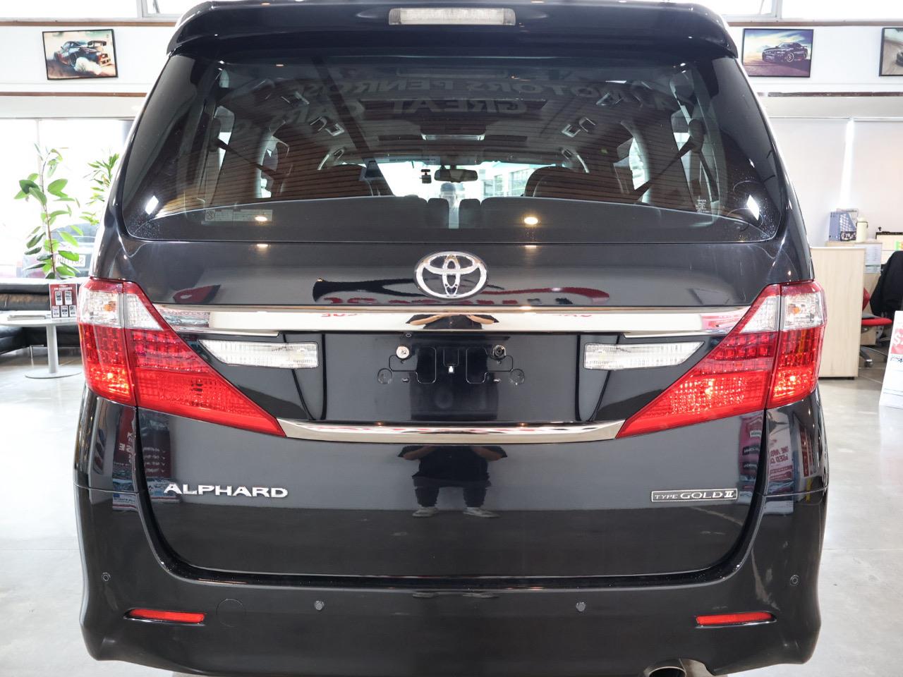 2015 Toyota Alphard