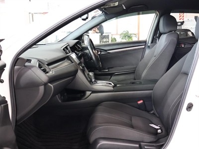 2017 Honda Civic - Thumbnail