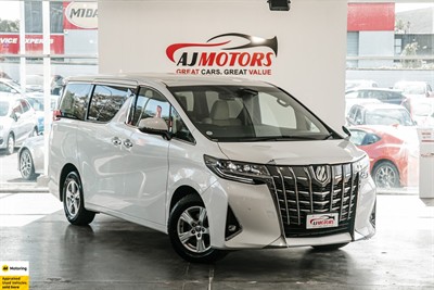 2023 Toyota Alphard - Thumbnail