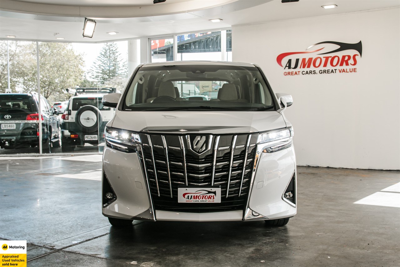 2023 Toyota Alphard