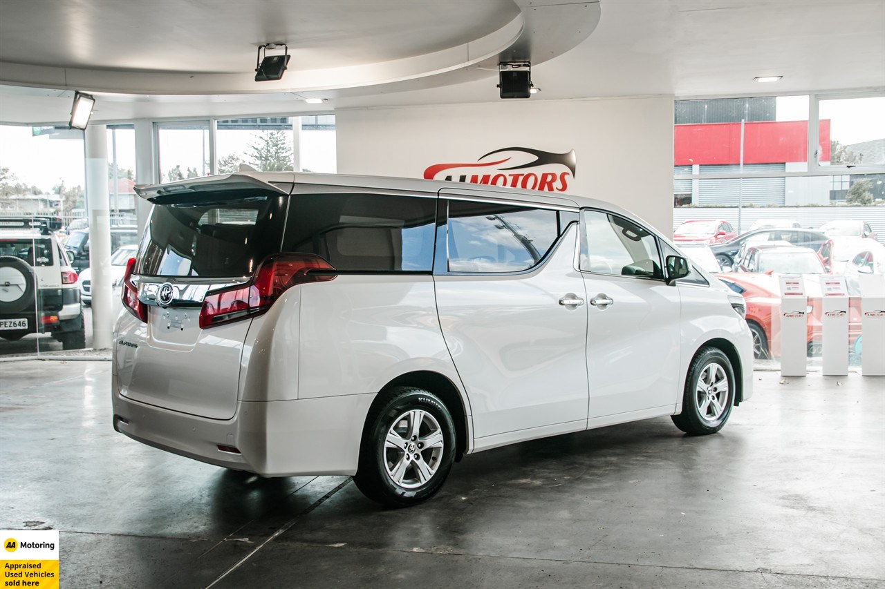 2023 Toyota Alphard
