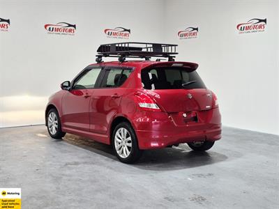 2015 Suzuki Swift - Thumbnail