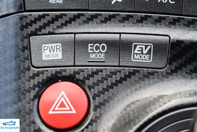 2012 Toyota Prius - Thumbnail