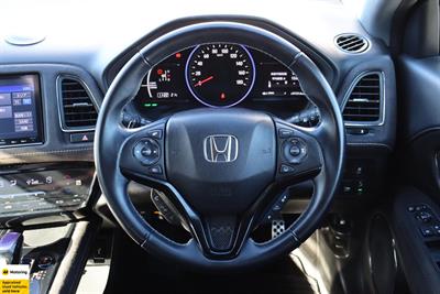 2017 Honda Vezel - Thumbnail