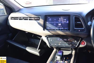 2017 Honda Vezel - Thumbnail