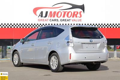 2012 Toyota Prius - Thumbnail