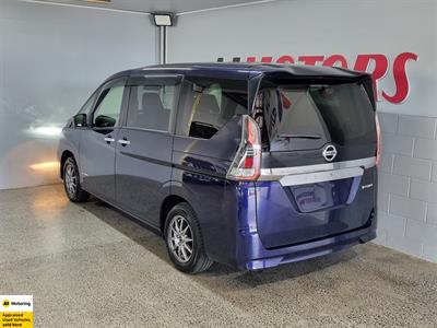 2018 Nissan Serena - Thumbnail