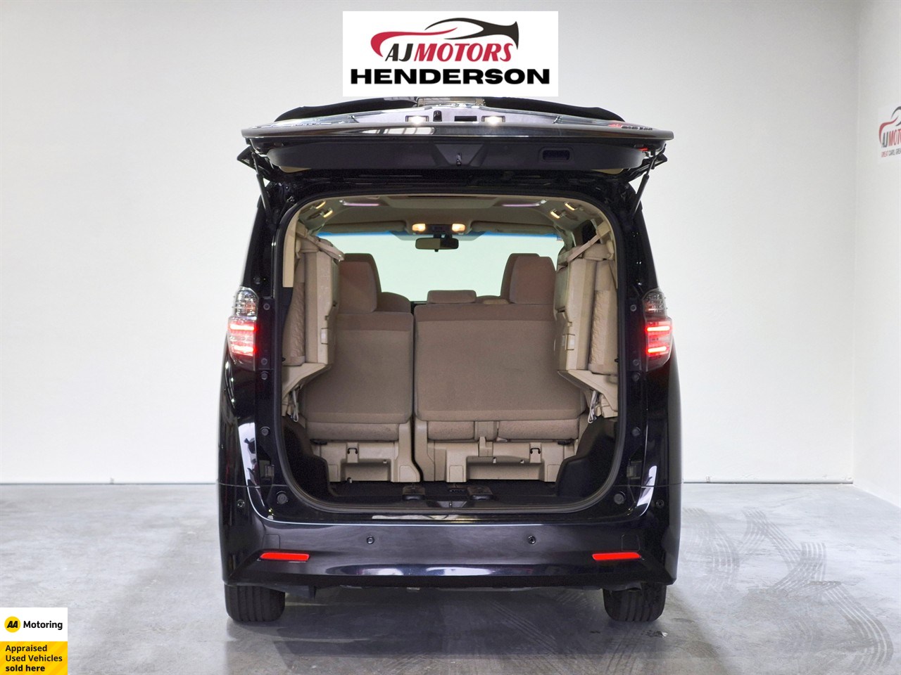 2017 Toyota Vellfire