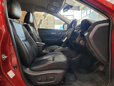 2021 Nissan X-Trail - Thumbnail