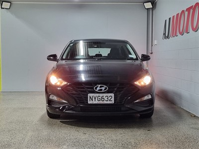2021 Hyundai i30 - Thumbnail