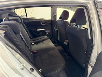 2013 Honda Insight - Thumbnail