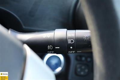 2014 Toyota Aqua - Thumbnail