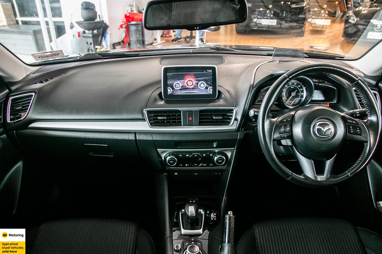 2014 Mazda Axela