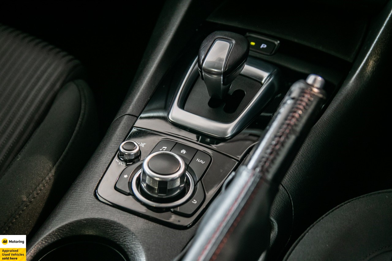 2014 Mazda Axela