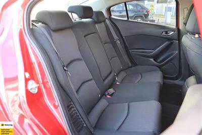 2014 Mazda Axela - Thumbnail