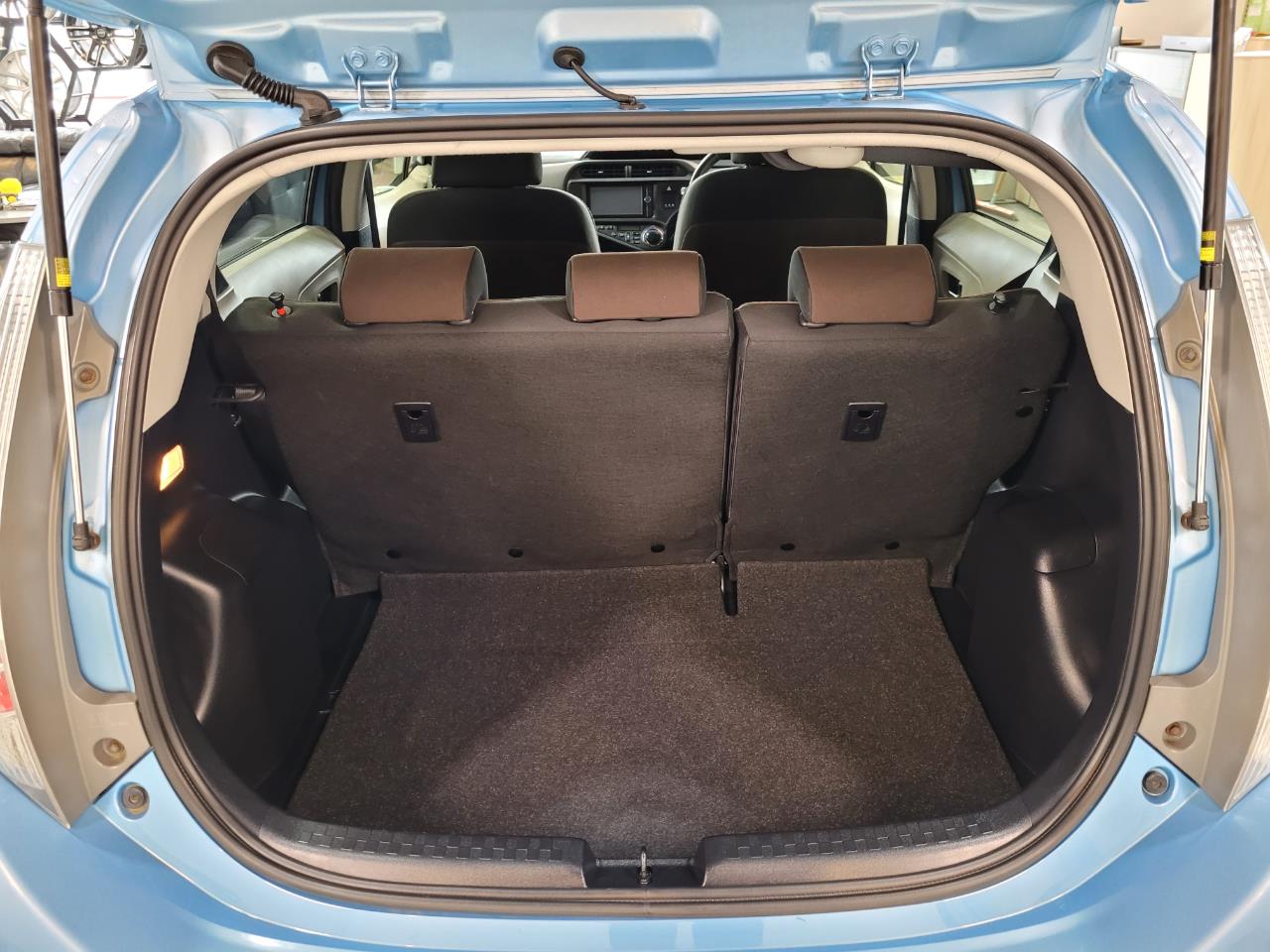 2013 Toyota Aqua
