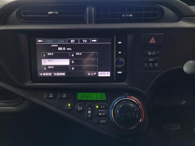 2013 Toyota Aqua - Thumbnail