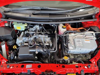 2013 Toyota Aqua - Thumbnail