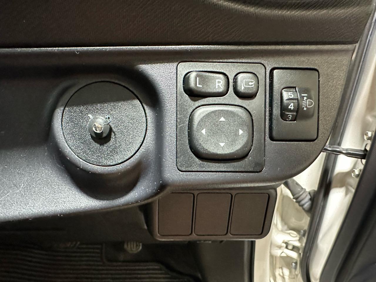 2017 Toyota Aqua