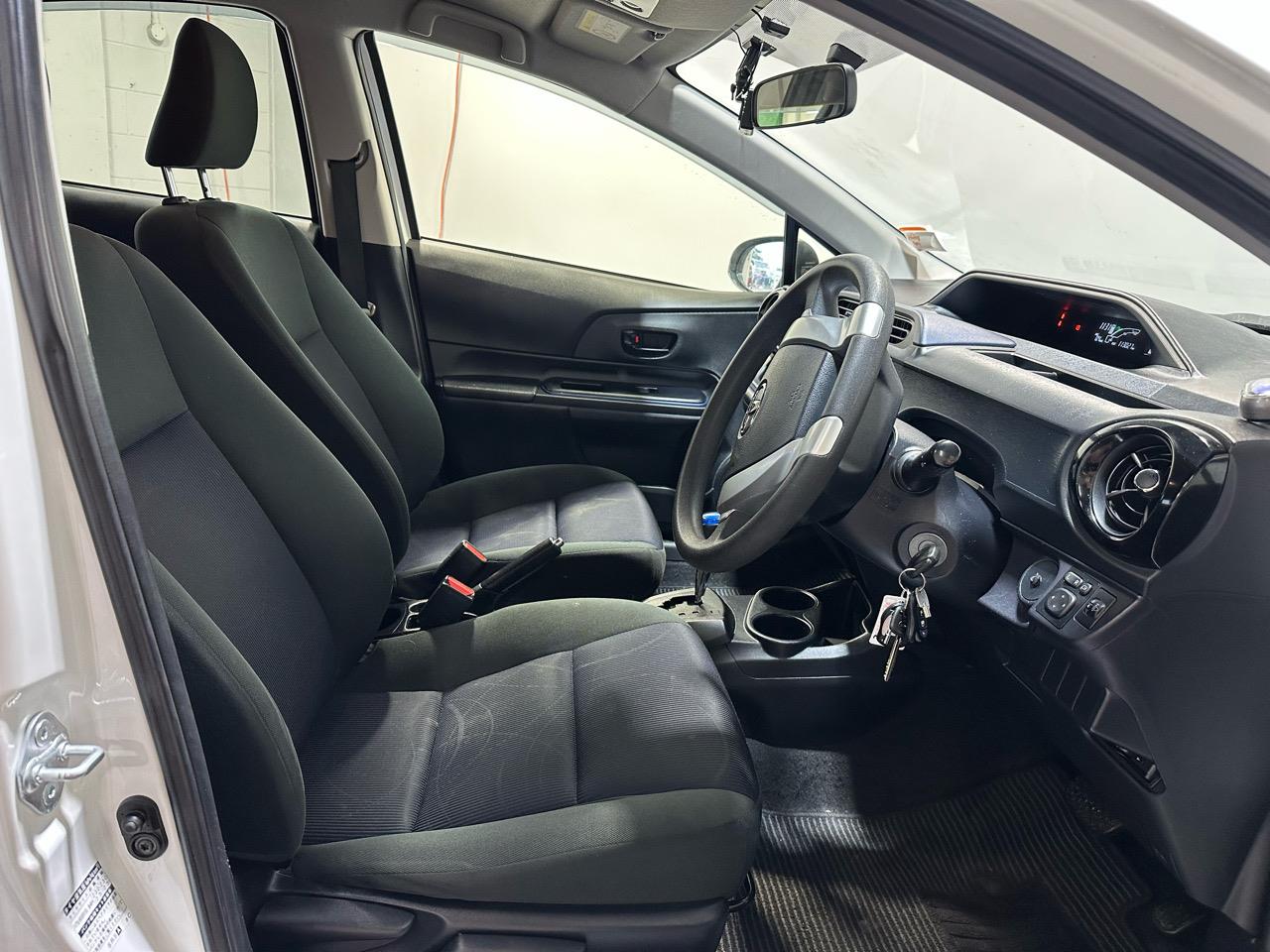 2017 Toyota Aqua